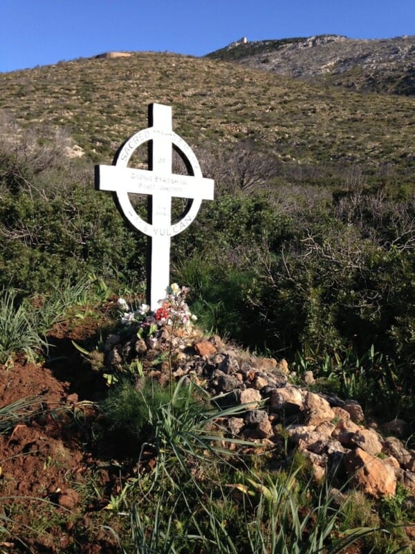 Cimitero_degli_Inglesi_Golfo_Aranci-rotated-1