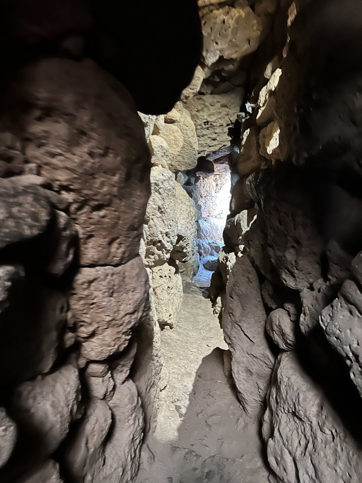 Fessure Interne Nuraghe Arrubiu