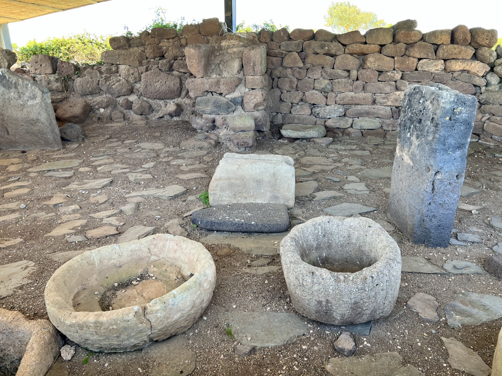 Laboratorio enologico di età romana Nuraghe Arrubiu