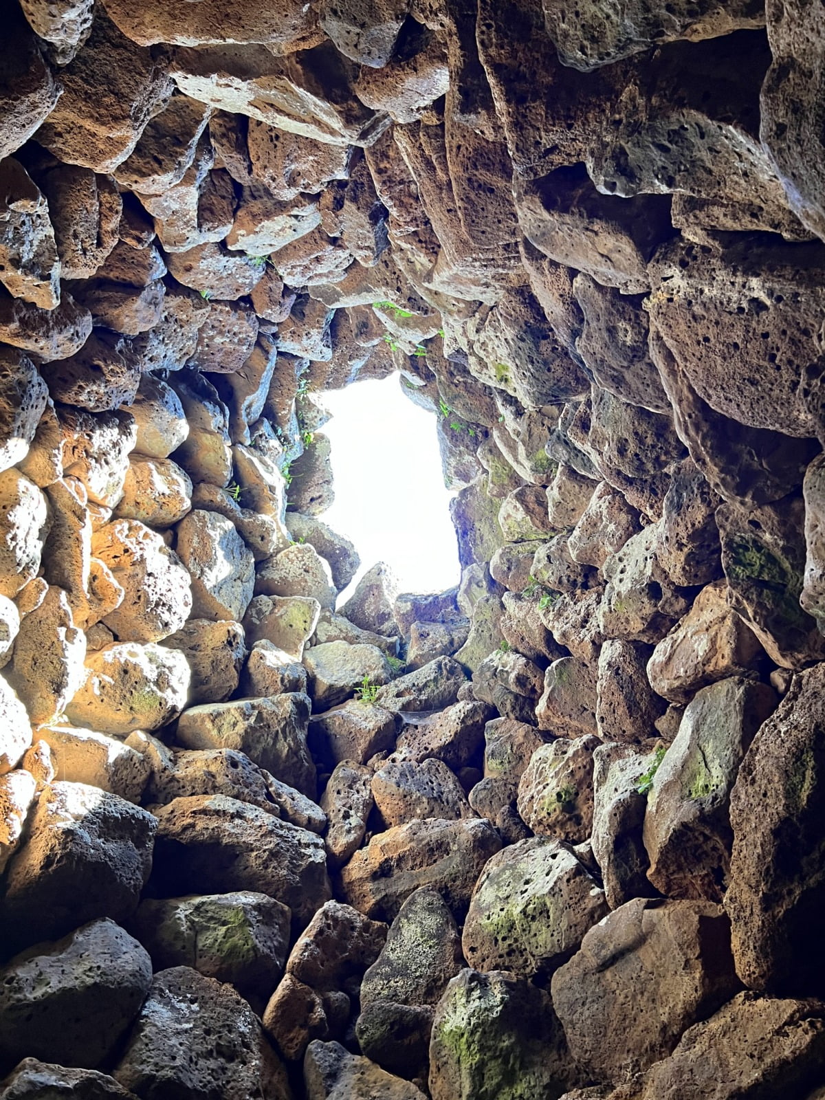 Nuraghe Arrubiu particolare di un tetto
