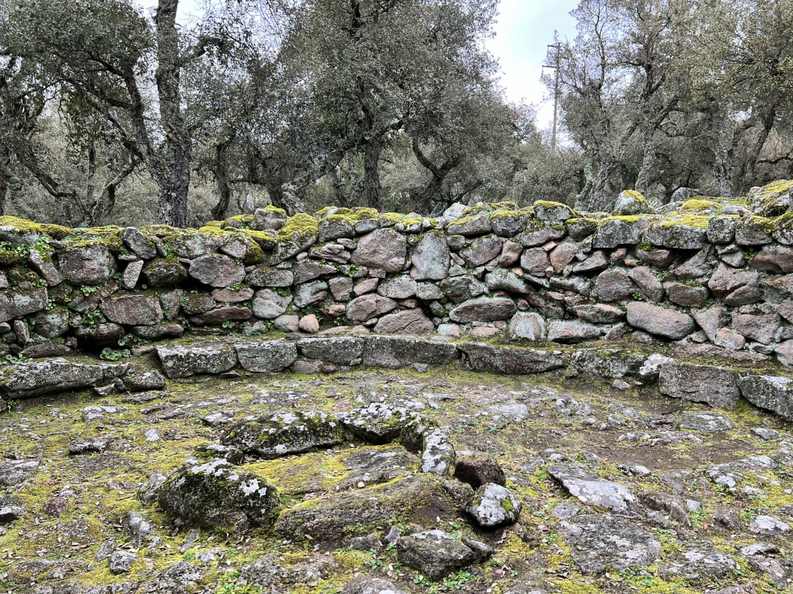 Romanzesu interno capanne